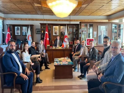 Yönetim Kurulu Başkanımız ve Yönetim Kurulu üyelerimizden oluşan IMB heyeti, Eğirdir Belediye Başkanı Sn. Mustafa Özer’i makamında ziyaret etmiştir.