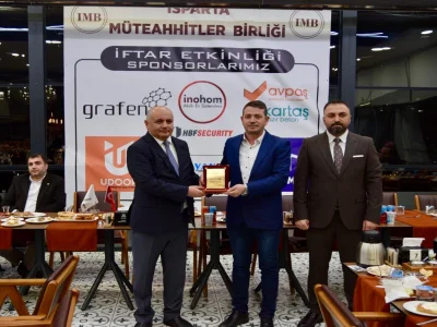 Isparta’da Müteahhitler Birliği’nden Birlik ve Dayanışma İftarı